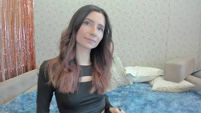 crystalnut online show from February 2, 2:48 am