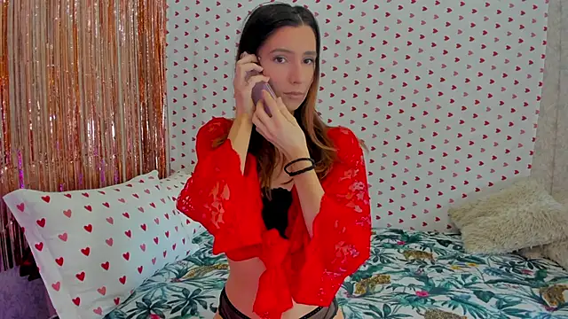 crystalnut online show from February 12, 4:33 am