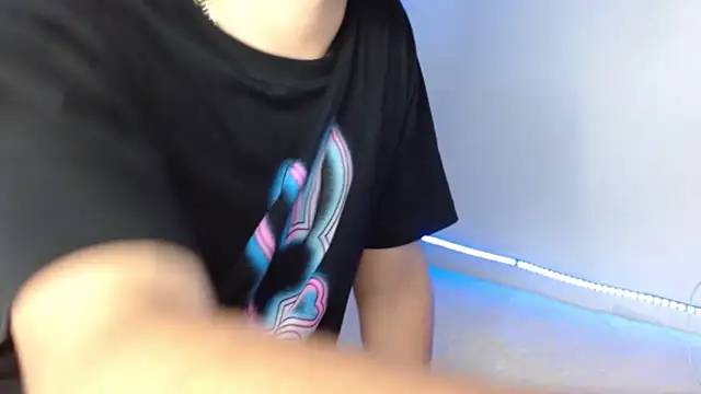 Levy Steve online show from February 8, 2:04 am