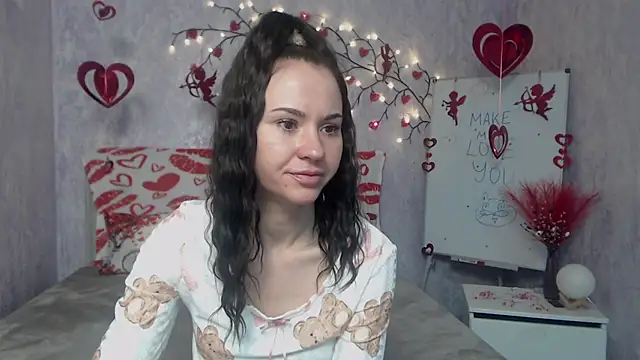 KaraCriegs online show from February 16, 7:21 pm