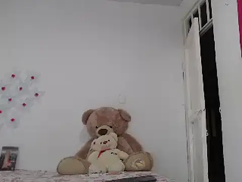 Snapshot of zaleya_mateus chatting on December 12, 9:08 am zaleya mateus online show from December 12, 9:08 am