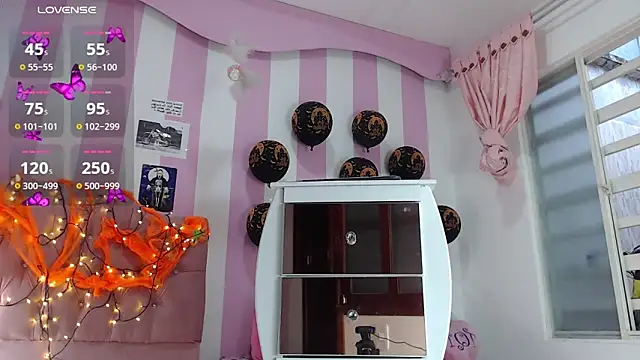 Snapshot of zaleya_mateus chatting on October 21, 11:00 am zaleya mateus online show from October 21, 11:00 am