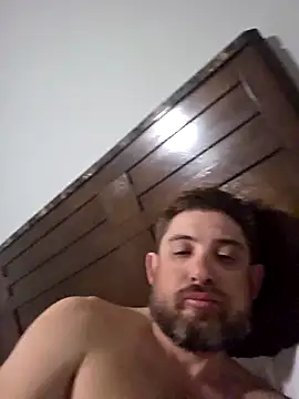 caliguy37 online show from April 7, 3:40 am