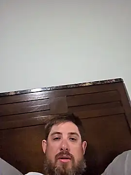 caliguy37 online show from April 18, 3:21 am