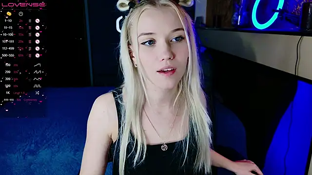 ShhhO O online show from February 11, 10:26 am