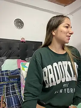 Iris love18 online show from March 6, 9:14 am