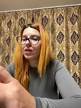 NadiraNoor online show from January 17, 6:44 pm