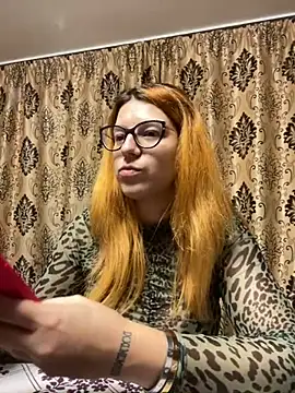 NadiraNoor online show from January 22, 8:06 pm