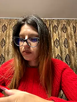 NadiraNoor online show from October 5, 7:56 pm