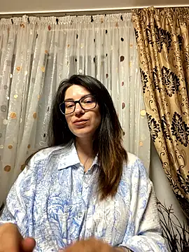 NadiraNoor online show from May 23, 11:09 pm