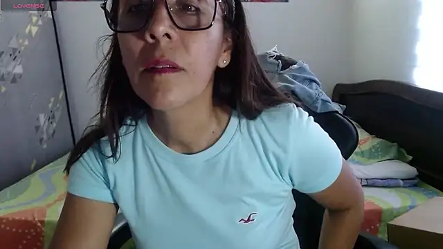 Snapshot of horny_paty chatting on June 17, 10:00 pm horny paty online show from June 17, 10:00 pm