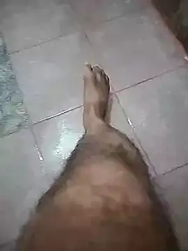 Snapshot of jockey2051992 chatting on March 18, 3:20 am jockey2051992 online show from March 18, 3:20 am