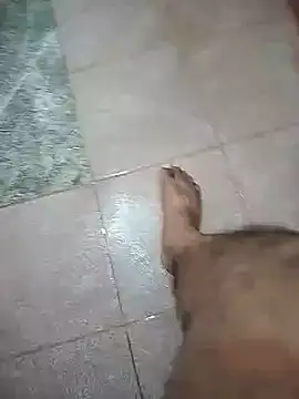 Snapshot of jockey2051992 chatting on March 27, 4:07 am jockey2051992 online show from March 27, 4:07 am