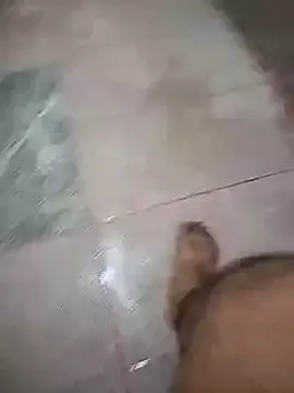 Snapshot of jockey2051992 chatting on March 29, 3:39 am jockey2051992 online show from March 29, 3:39 am