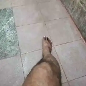 Snapshot of jockey2051992 chatting on April 10, 3:23 am jockey2051992 online show from April 10, 3:23 am