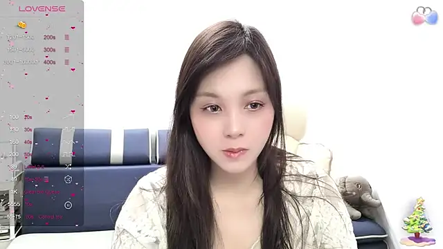 Snapshot of Toookiss chatting on February 12, 7:13 am Toookiss online show from February 12, 7:13 am