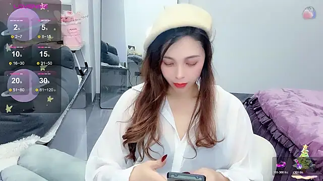 Snapshot of Toookiss chatting on February 18, 3:08 pm Toookiss online show from February 18, 3:08 pm