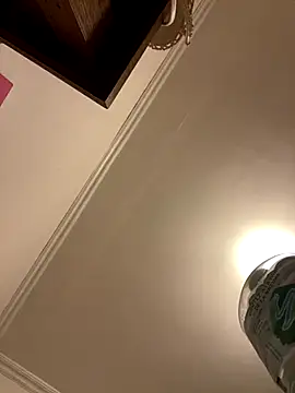 Snapshot of milkyhonybaby chatting on November 7, 9:26 pm milkyhonybaby online show from November 7, 9:26 pm