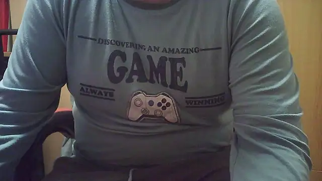 Snapshot of Javier_bear chatting on February 16, 9:27 pm Javier bear online show from February 16, 9:27 pm