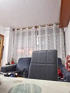 Snapshot of Javier_bear chatting on February 19, 8:31 pm Javier bear online show from February 19, 8:31 pm