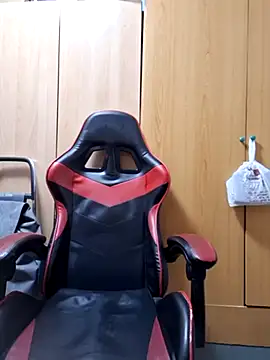 Snapshot of Javier_bear chatting on March 10, 2:37 pm Javier bear online show from March 10, 2:37 pm