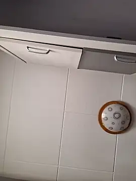 Snapshot of Javier_bear chatting on September 24, 12:19 pm Javier bear online show from September 24, 12:19 pm