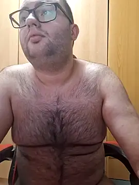 Snapshot of Javier_bear chatting on October 24, 1:40 pm Javier bear online show from October 24, 1:40 pm