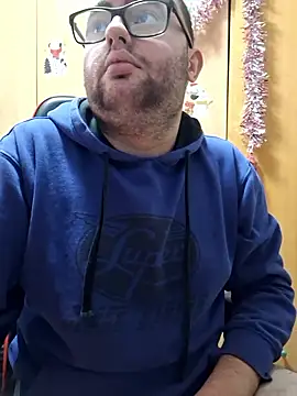 Snapshot of Javier_bear chatting on January 12, 2:11 pm Javier bear online show from January 12, 2:11 pm