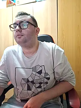 Javier bear online show from April 3, 1:31 pm