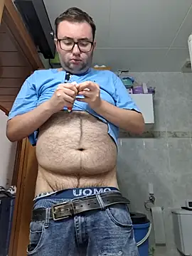 Javier bear online show from June 3, 9:12 am