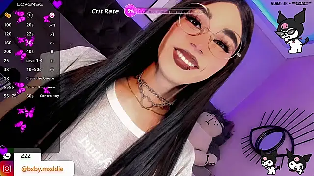 kimMaddiee online show from October 25, 6:32 am