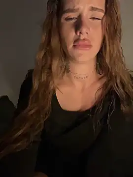 EmiliaCatalina online show from February 17, 12:07 am