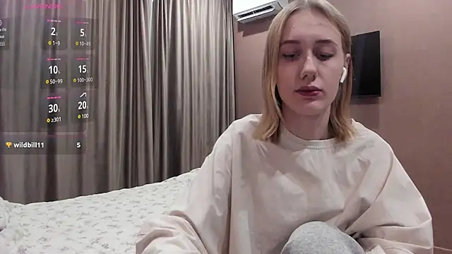 Mika Ray online show from November 9, 11:14 pm