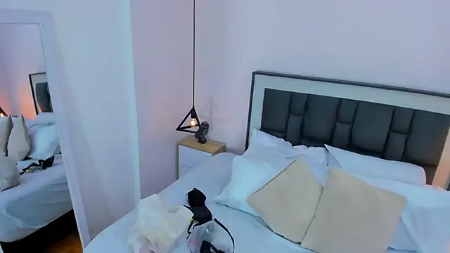 victoria cooper3 online show from November 15, 9:28 am