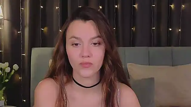 Snapshot of Sweet_heaven chatting on March 19, 4:34 pm Sweet heaven online show from March 19, 4:34 pm