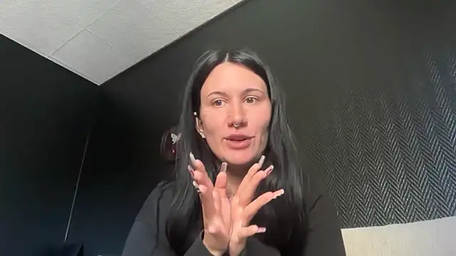 Furyofmoon online show from April 21, 6:31 am