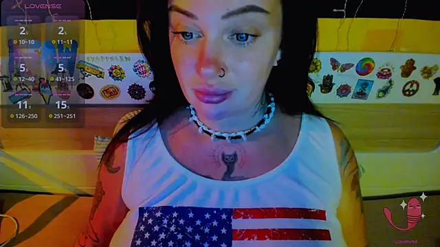 EllieOz online show from November 15, 3:30 pm