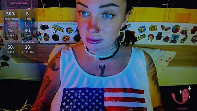 EllieOz online show from November 23, 1:55 pm