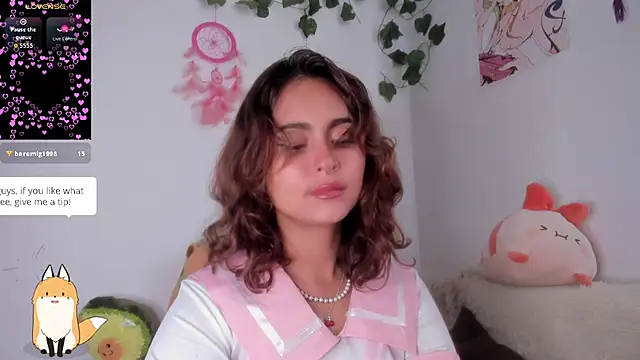 Violette-Ramirez01 online show from October 30, 9:15 pm