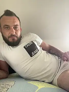 cosmin9000 online show from June 7, 9:35 am
