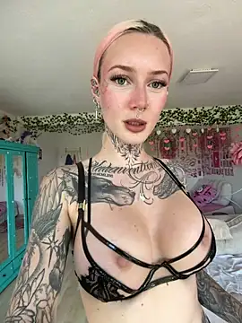 Stella-Kink online show from May 22, 12:22 pm