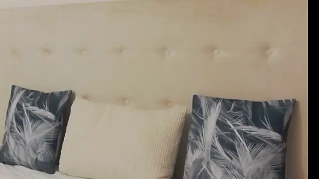 CassieHilton online show from October 10, 7:02 pm