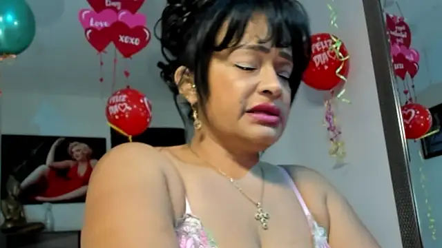 seleneh online show from February 16, 9:00 pm