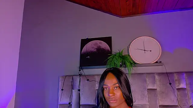 nahomi campbell online show from October 20, 7:36 pm