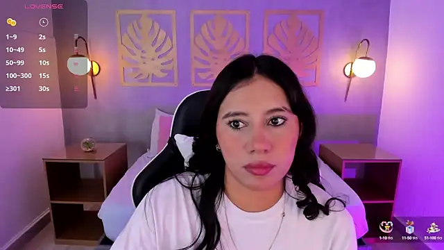 Snapshot of majo_rosse_ chatting on September 18, 7:27 pm majo rosse online show from September 18, 7:27 pm