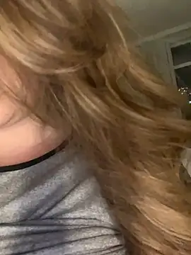 curvyflawless online show from February 16, 4:53 pm