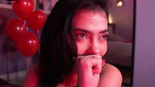 ElleDiane online show from February 14, 4:15 am