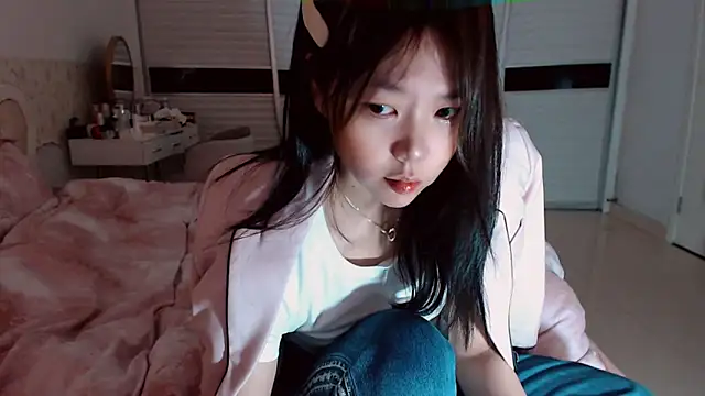 -Lucky Girl online show from March 25, 2:39 am