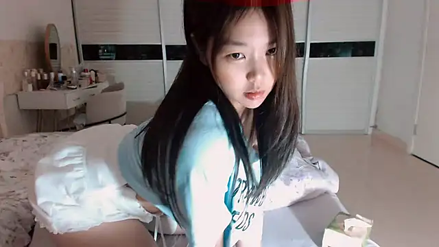-Lucky Girl online show from July 1, 2:18 pm