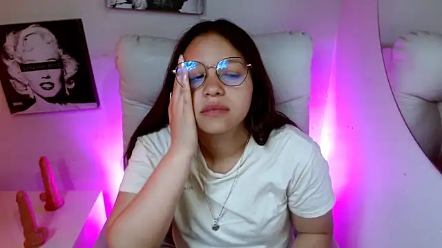 SamanthaRoldaan online show from February 22, 7:23 pm